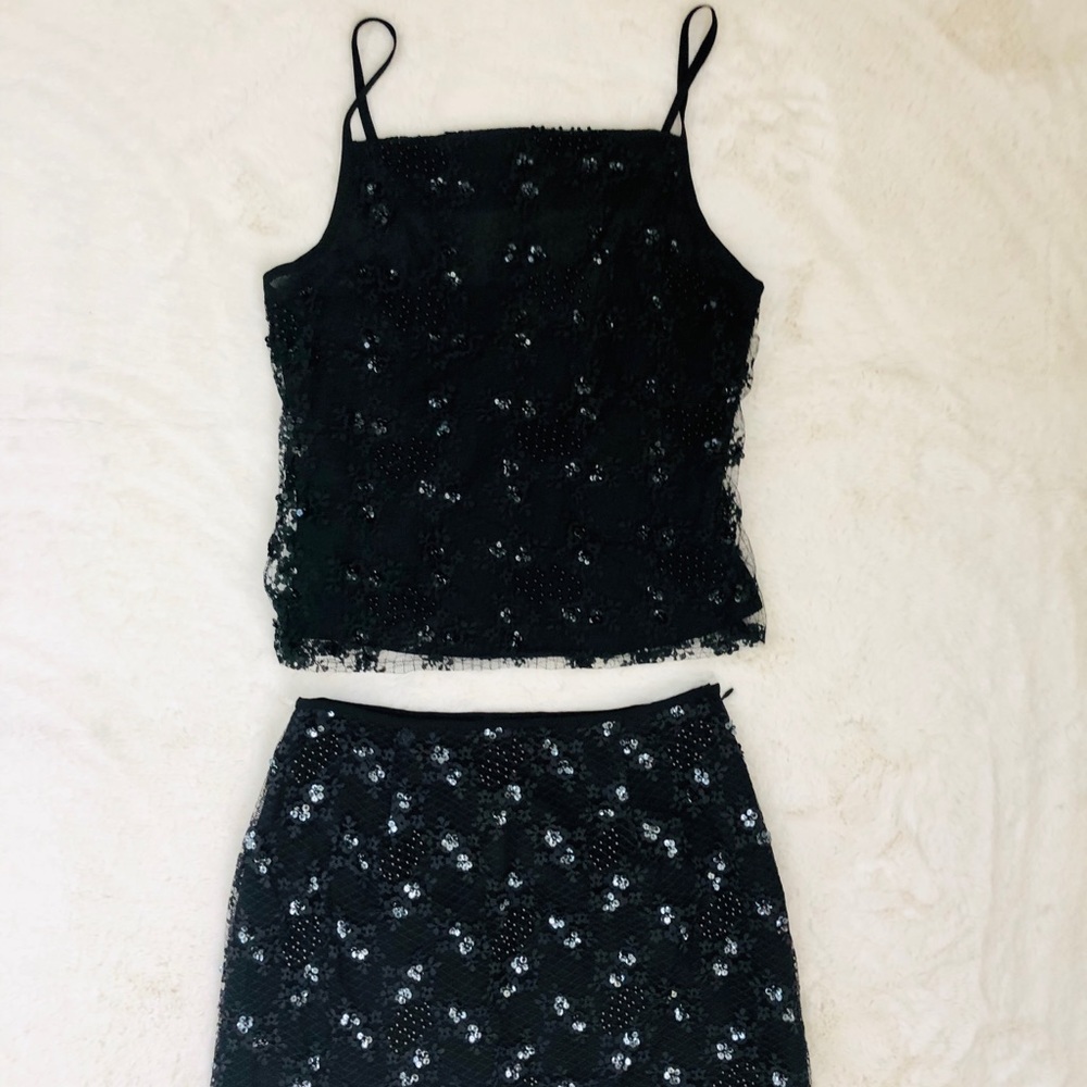 ✨VtG 90s Y2K BCBG MAXAZRIA Collection Black Lace Sequin Spaghetti Top Skirt Set